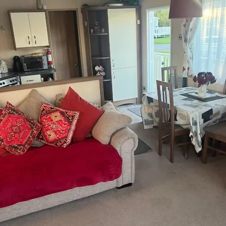 Camping Haven Lakeside Luxury Decking Retreat 2 Bedroom Caravan *