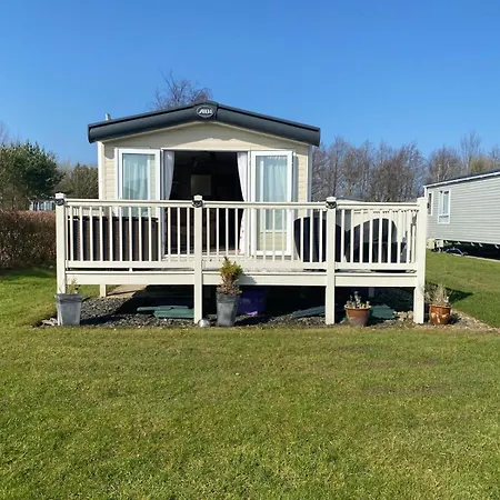 אתר קמפינג Haven Lakeside View Caravan *
