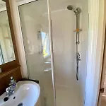 Camping Lakeside View Caravan *