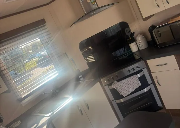 Camping Haven Lakeside View Caravan