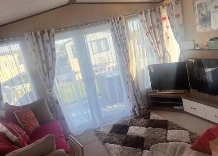 Camping Haven Lakeside View Caravan *