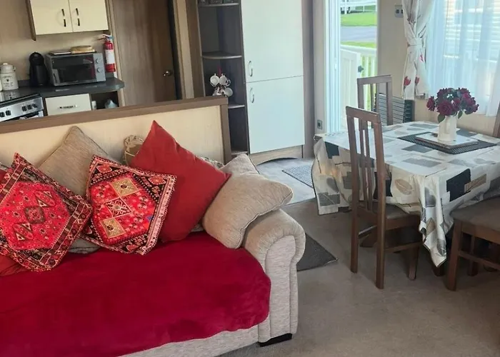 Camping Haven Lakeside View Caravan *